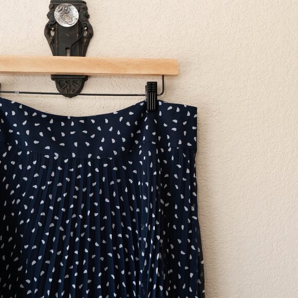 Charter Club Size 14 Blue White Pleated Midi Skirt Lined Side Zip - Picture 3 of 9